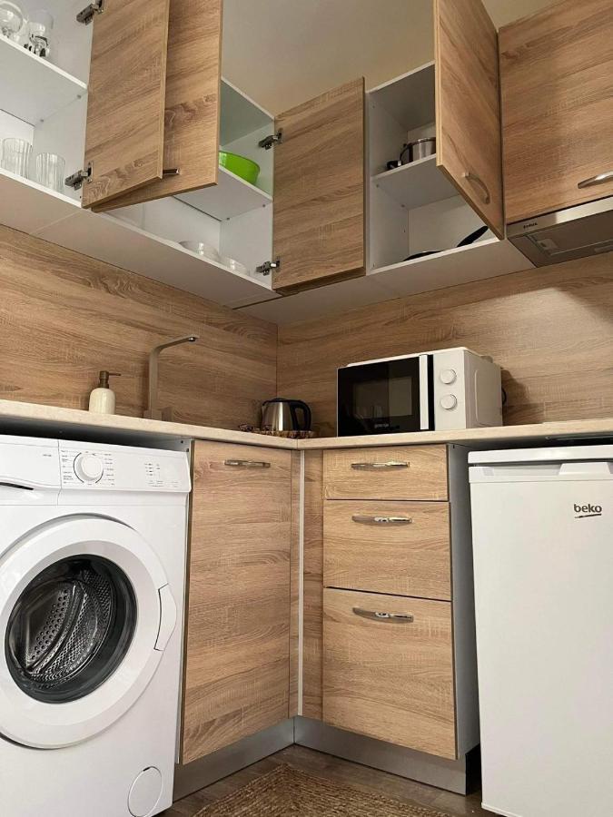 פזרג'יק Luxury Apartment 2 Free Underground Parking מראה חיצוני תמונה